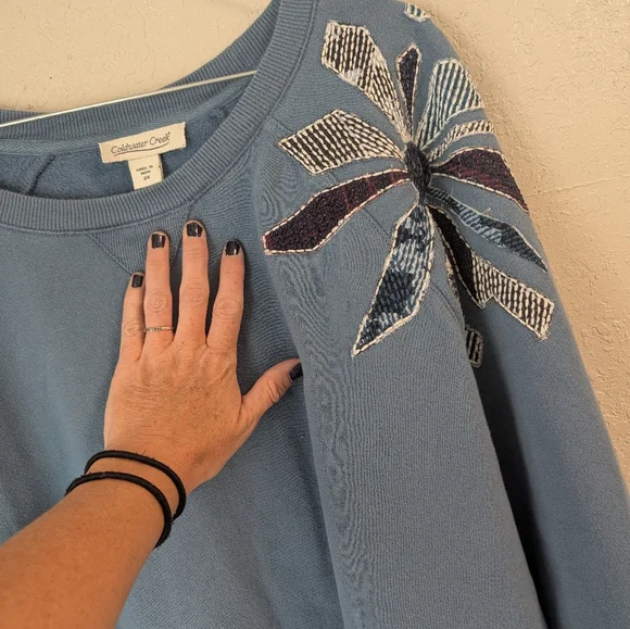 Blue Floral Embroidered Sweatshirt 2X Grannycore Patchwork Indie Boho Hippie - Picture 11 of 11